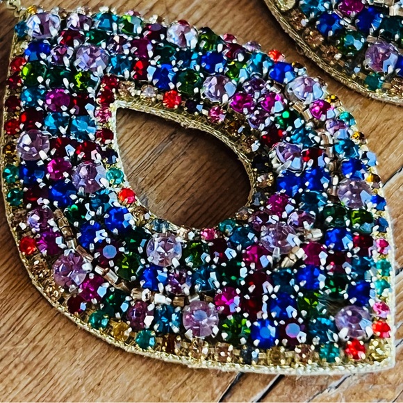 NWT Deepa Gurnani Luxe Beaded Crystal Chandeliers - Picture 8 of 16